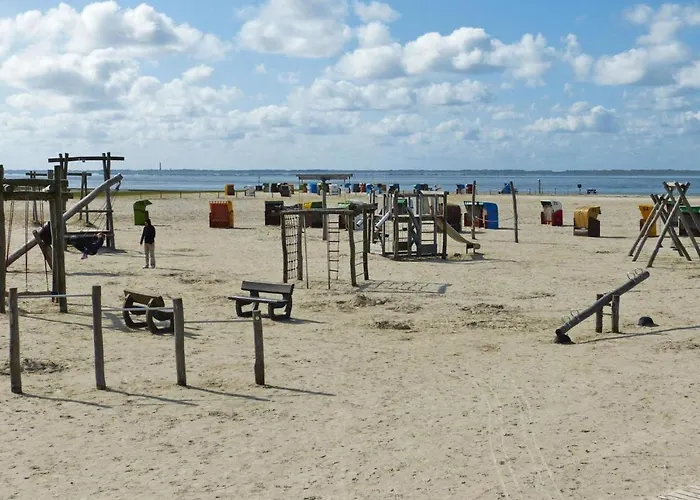 Doppelhaushaelfte In *